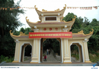 Vân Sơn Tự Núi Một- Ngôi chùa duy nhất tại Côn Đảo