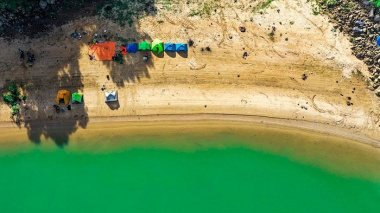 Bãi Đá Trứng Hồ Dầu Tiếng - địa điểm cắm trại và check-in sống ảo ‘chất lừ’ ở Bình Dương 