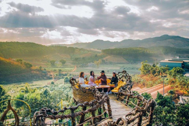 Khu du lịch Thuý Thuận: Địa điểm sống ảo “HOT” nhất Đà Lạt