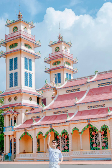 Tòa thánh Tây Ninh - Cùng check - in tại tòa thánh lớn nhất của Đạo Cao Đài