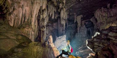 Trải nghiệm hang động Quảng Bình 2 ngày 1 đêm