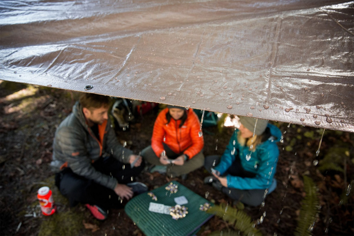 khám phá, kỹ năng, trải nghiệm, mẹo cắm trại ngày mưa dành cho dân mê xê dịch