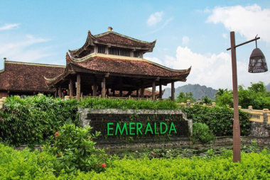 Khách sạn Emeralda Ninh Bình – làng quê yên bình giữa lòng cố đô