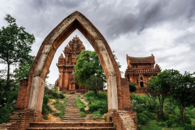 The most beautiful Cham tower cluster in Vietnam still retains its intact appearance after 800 years