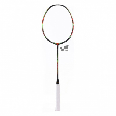 Các mẫu vợt Lining thiên công tầm trung đáng mua nhất trên thị trường