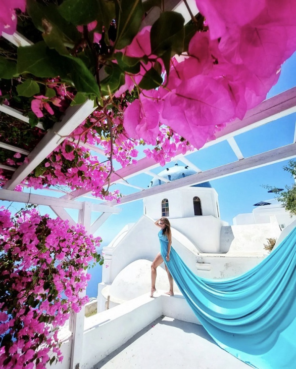 hoa giấy ở santorini, khám phá, trải nghiệm, những địa điểm chụp ảnh hoa giấy ở santorini đẹp siêu thực