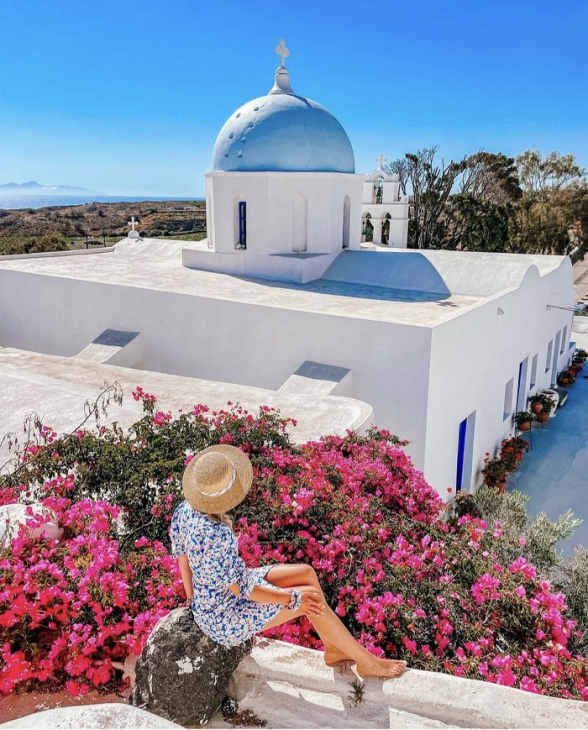 hoa giấy ở santorini, khám phá, trải nghiệm, những địa điểm chụp ảnh hoa giấy ở santorini đẹp siêu thực