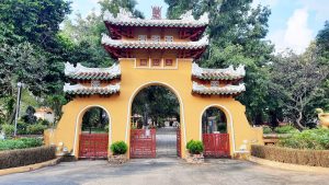 Lăng Ông Bà Chiểu – Công trình 200 năm tuổi mang đậm nét kiến trúc Sài Gòn xưa