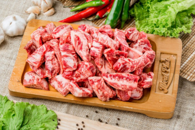 Tìm lại hương vị thịt nướng chuẩn Hàn của cô gái tiktoker Hàn Quốc