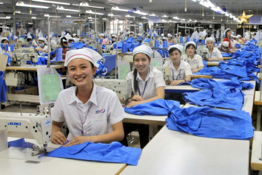 Top 12+ Xưởng sản xuất quần áo uy tín giá rẻ tại Hà Nội