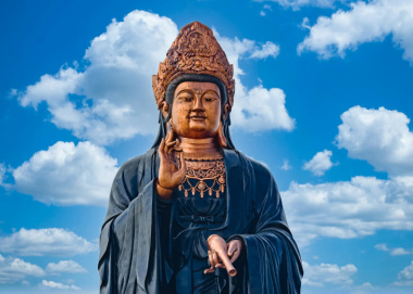 Cùng thành viên Việt Nam Ơi! khám phá tuyệt tác nghệ thuật của Phật giáo trên đỉnh núi Bà Đen linh thiêng