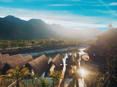 Review Vedana Resort Ninh Bình - 'Bản hoà tấu của tre' trong lòng cố đô