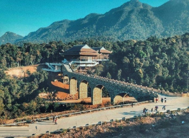 Tour Yên Tử 1 ngày từ Hà Nội khám phá vùng đất Phật thiêng liêng