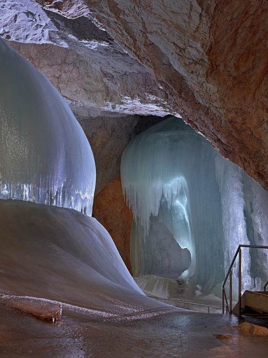 hang động eisriesenwelt áo, khám phá, trải nghiệm, khám phá động băng lớn nhất thế giới tại hang động eisriesenwelt áo