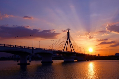 Cầu sông Hàn Đà Nẵng – Biểu tượng của thành phố đáng sống nhất Việt Nam