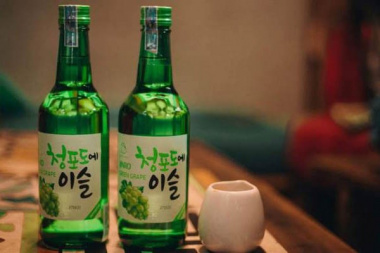 Top 5+ loại rượu Hàn Quốc nổi tiếng nhất định phải thử