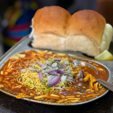 Thưởng thức ẩm thực độc đáo tại bang Maharashtra Ấn Độ