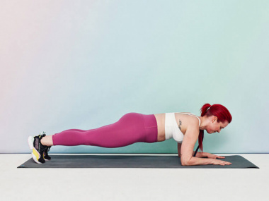 Làm sao để tập plank đúng cách, cho hiệu quả cao và không đau lưng?