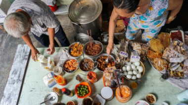 Ho Chi Minh City: 1,000 VND porridge shop, 10 years without a price increase