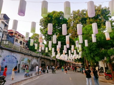 Phố bích họa Phùng Hưng: Điểm check-in ở Hà Nội cho người yêu nghệ thuật