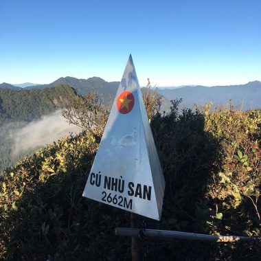 Leo Cú Nhù San Y Tý – khám phá một đỉnh núi ‘tân binh’ ở miền biên viễn Lào Cai 