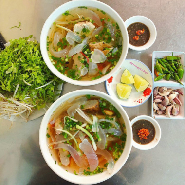 Top 11 quán bún sứa Nha Trang ngon “hết nước chấm”