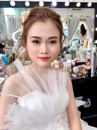 Top 10  Tiệm trang điểm cô dâu đẹp nhất Quy Nhơn, Bình Định
