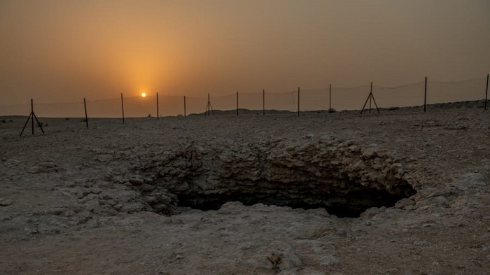 hang động trên sa mạc qatar, khám phá, trải nghiệm, chiêm ngưỡng hang động trên sa mạc qatar sâu 100m dưới lòng đất