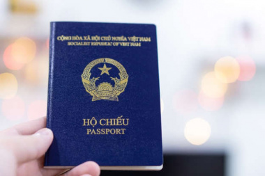 Hộ chiếu Việt Nam sẽ có thông tin 'nơi sinh' từ ngày 15/9