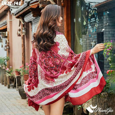 Top 7  Cửa hàng bán khăn choàng cổ đẹp nhất ở TP.HCM