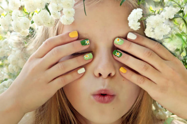 10 mẫu nail đẹp cho bé gái dễ thương yêu thích nhất