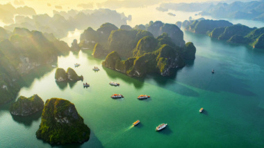6 experiences with a 5-star cruise on Ha Long Bay