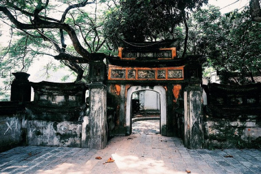 Thăm những ngôi đền đẹp ở Lào Cai có lịch sử lâu đời, nổi tiếng linh thiêng