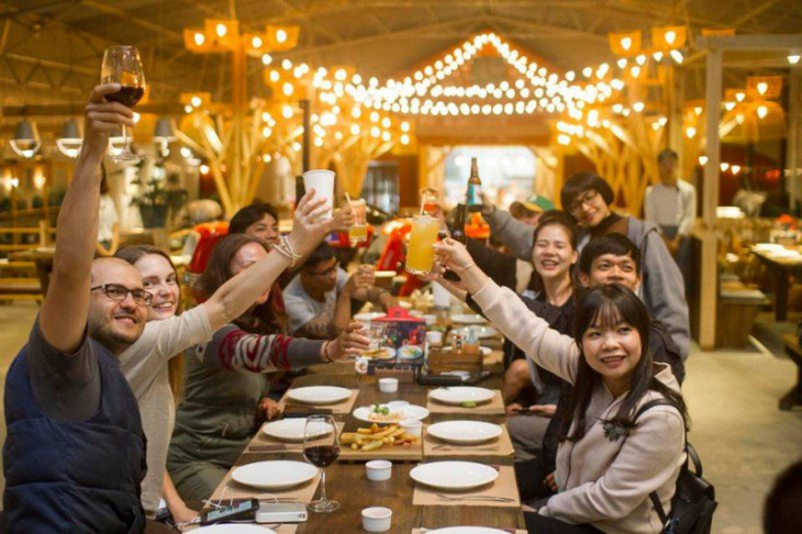 khám phá, trải nghiệm, top 15 quán nướng đà lạt ngon rẻ luôn đông khách 2022