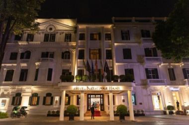 Top 10 khách sạn lớn sang chảnh đẹp nhất tại Hà Nội