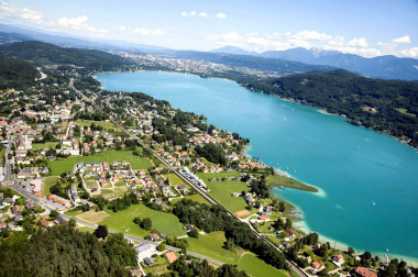 Hồ Worthersee Áo: nơi thiên nhiên và con người gặp gỡ