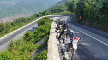 Traveling Vietnam by motorbike from a Western perspective: An experience worth trying!
