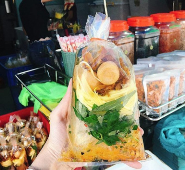 Top 20 món ăn vặt Sài Gòn nhất định phải thử