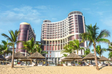 Holiday Beach Danang Hotel & Resort – Tiện nghi, sang trọng