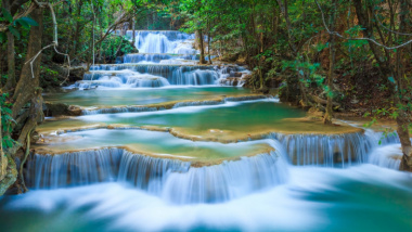 “Ngẩn ngơ” trước vẻ đẹp của thác nước Erawan Thái Lan