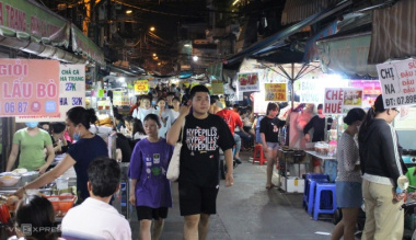 “No căng bụng” với top 9 món ngon tại chợ Hồ Thị Kỷ