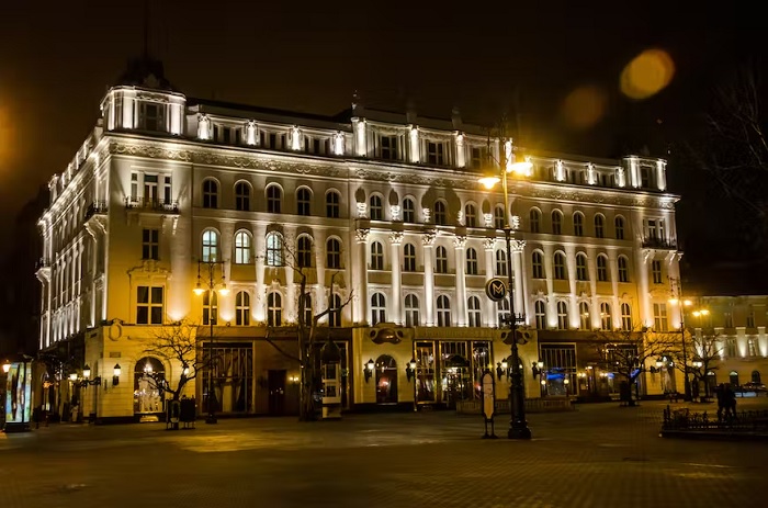cuộc sống về đêm ở budapest, khám phá, trải nghiệm, trải nghiệm không khí cổ điển và lãng mạn ở budapest khi màn đêm buông xuống