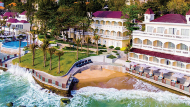 10 Vietnamese resorts win Asia’s luxury award
