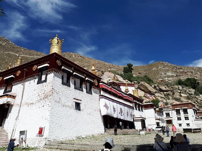 chùa rituo tây tạng, khám phá, trải nghiệm, chùa rituo tây tạng - ngôi cổ tự giữa sông nước mênh mông