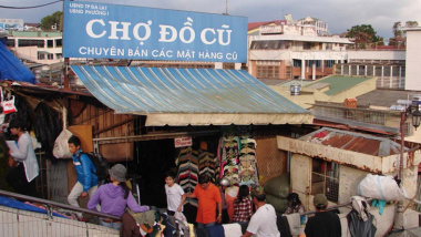 Chợ đồ cũ Đà Lạt – Thiên đường mua sắm cho các tín đồ vintage 