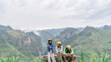 Memorable motorbike trip to Ha Giang by 3 Hanoi mothers and children