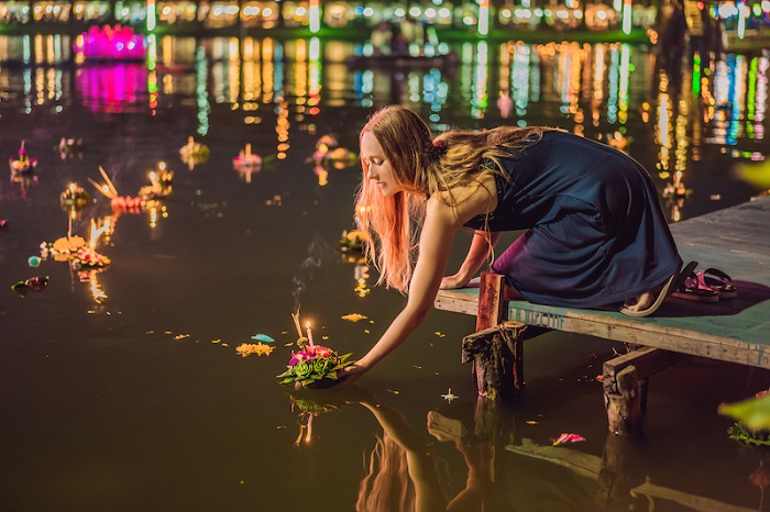 du lịch nước ngoài tháng 11: thả đèn hoa đăng ở chiang mai hay đón mùa xuân cổ tích new zealand