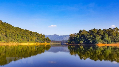 Khám phá vẻ đẹp ở hồ Pa Khoang chi tiết nhất 2022