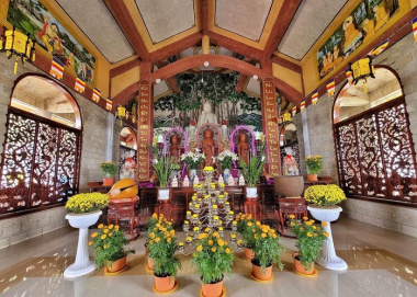 Vãn cảnh chùa Hang Mai núi Dinh Vũng Tàu đẹp tựa ‘chốn bồng lai tiên cảnh’