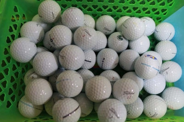 Bật mí bí quyết giúp bạn mua được những quả bóng golf cũ chất lượng